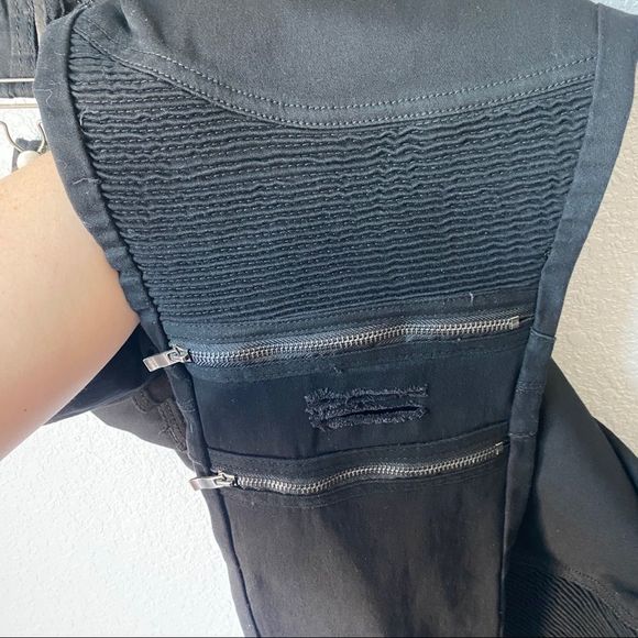 Vella Jean Black Denim Skinny Overalls Sz 1X - Picture 7 of 8